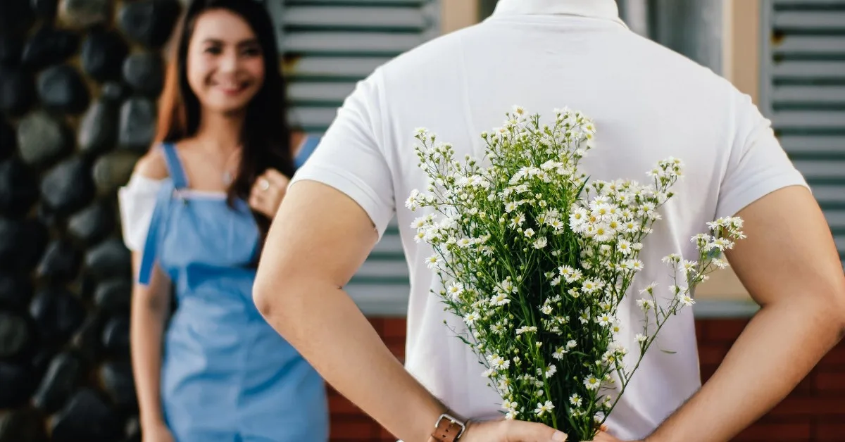 How to Prove You Love Someone (33 Verbal and Non-Verbal Ways)